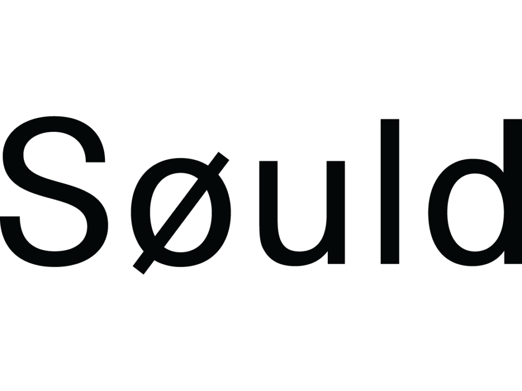 Søuld’s acoustic products are made from eelgrass—a natural, non-toxic, CO₂-storing material—to create pleasant indoor environments that promote human health and well-being. The material’s organic properties stimulate the senses and imbue interiors with warmth and tactility.